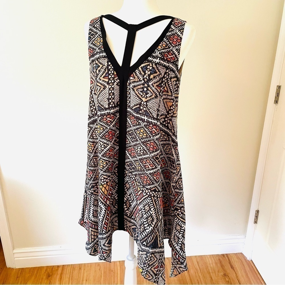BCBGMAXAZRIA Tian Handkerchief-Hem A-Line Dress โ Multi Color โ Size XS - Picture 3 of 11